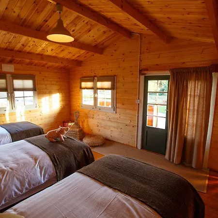 Giltraps Townhouse & Glamping Kinnitty