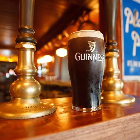 Giltraps Townhouse & Glamping